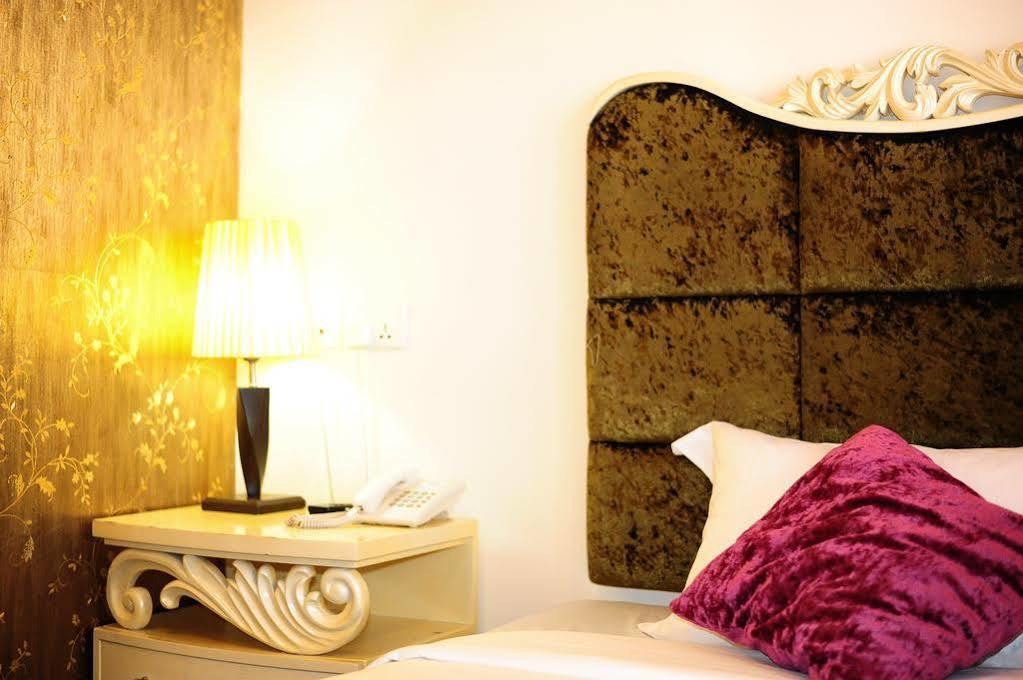 Zen Rooms Jinshan Hotel Singapore Buitenkant foto