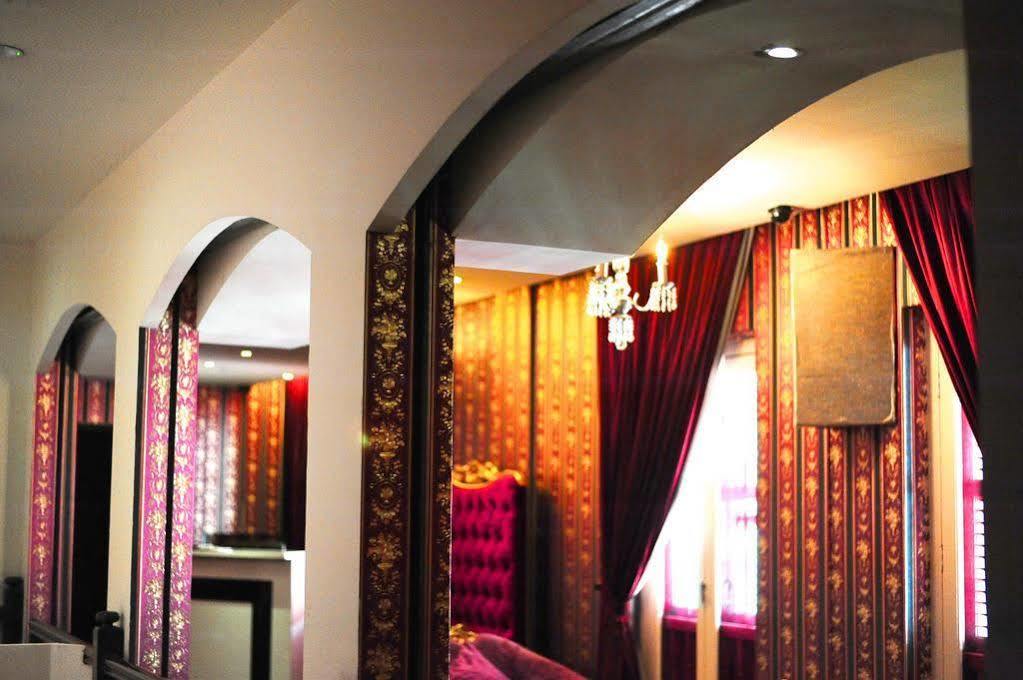 Zen Rooms Jinshan Hotel Singapore Buitenkant foto